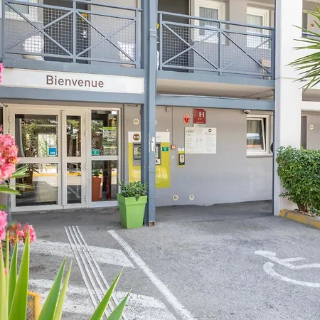 Hotell Toulon Sur 2*